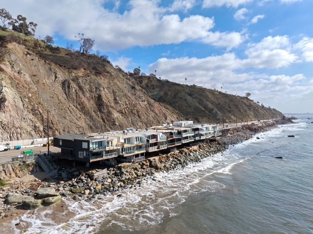 MALIBU PCH 8