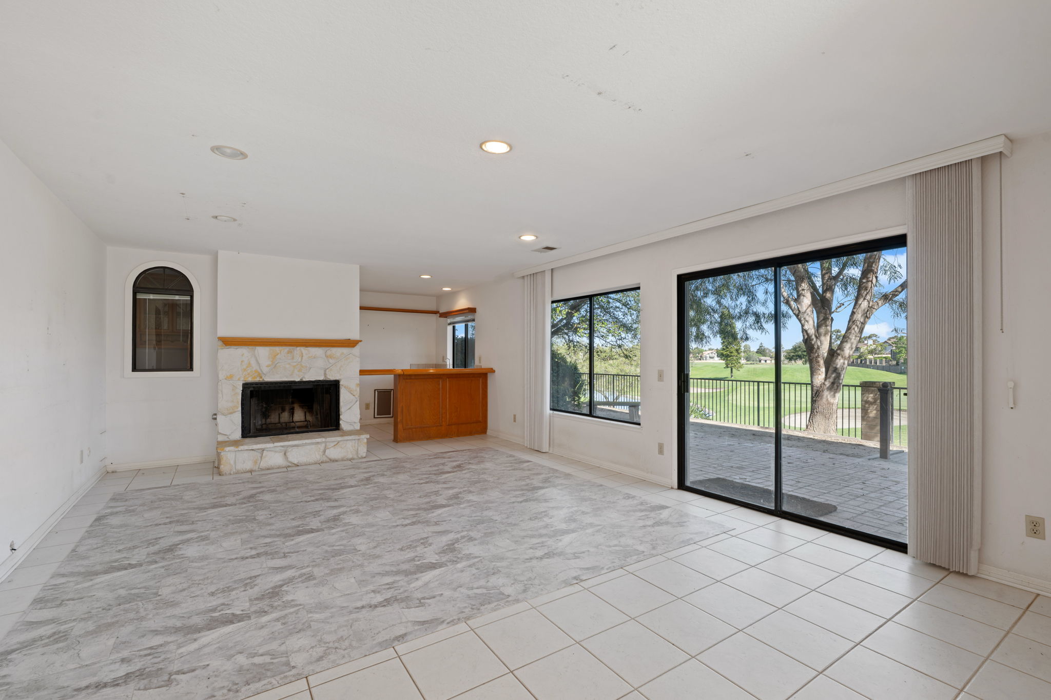 2207 Inverness Court-7