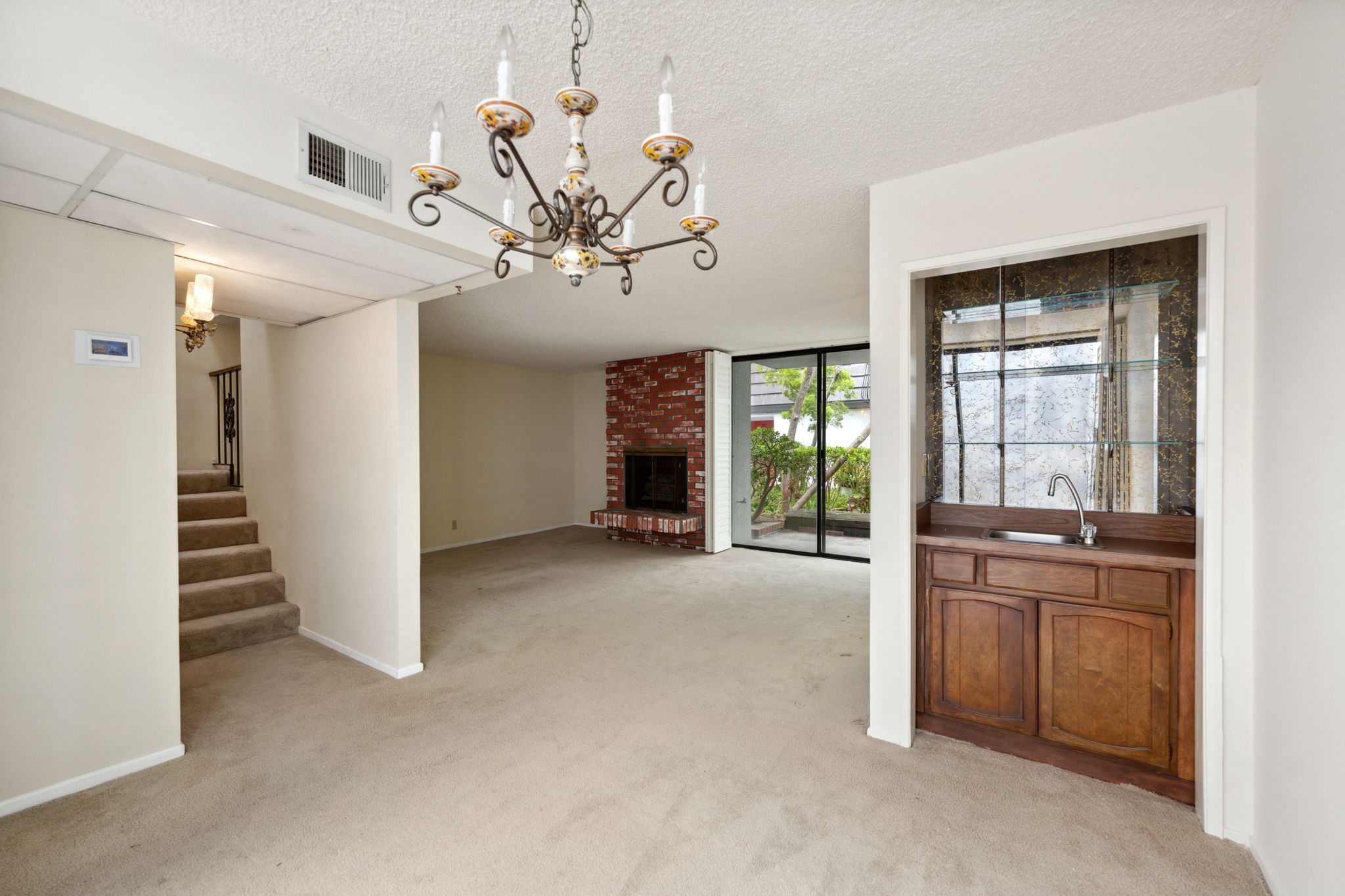 8115 Redlands St 105-4