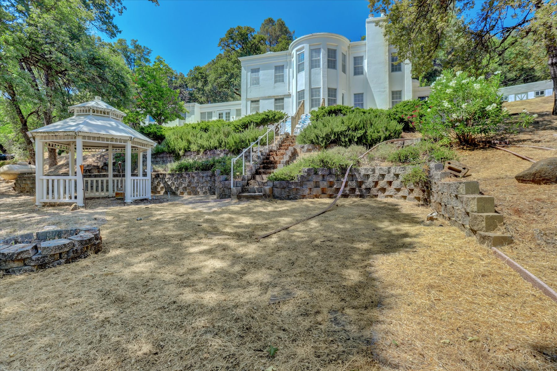 015-IMG_0936_37_38_39_40