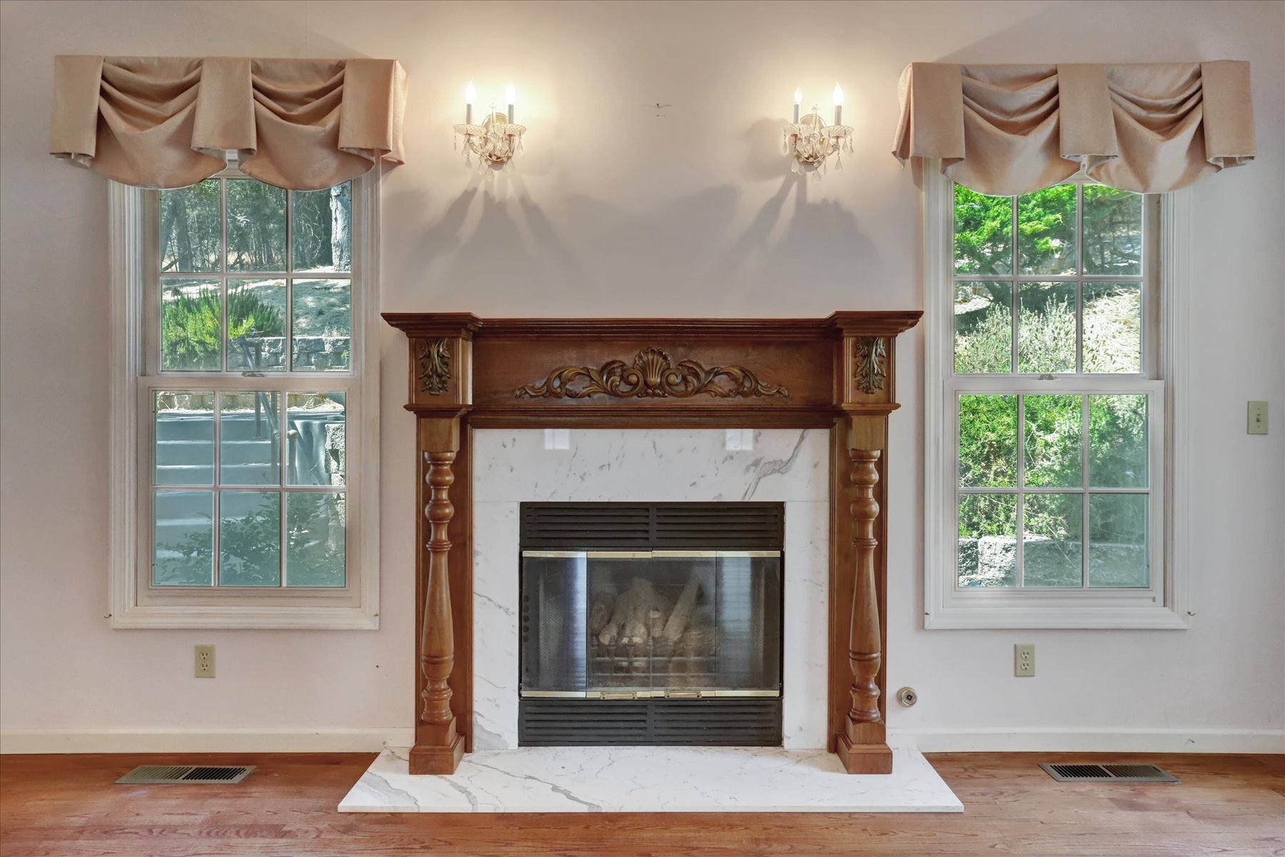 033-IMG_1071_2_3_4_5