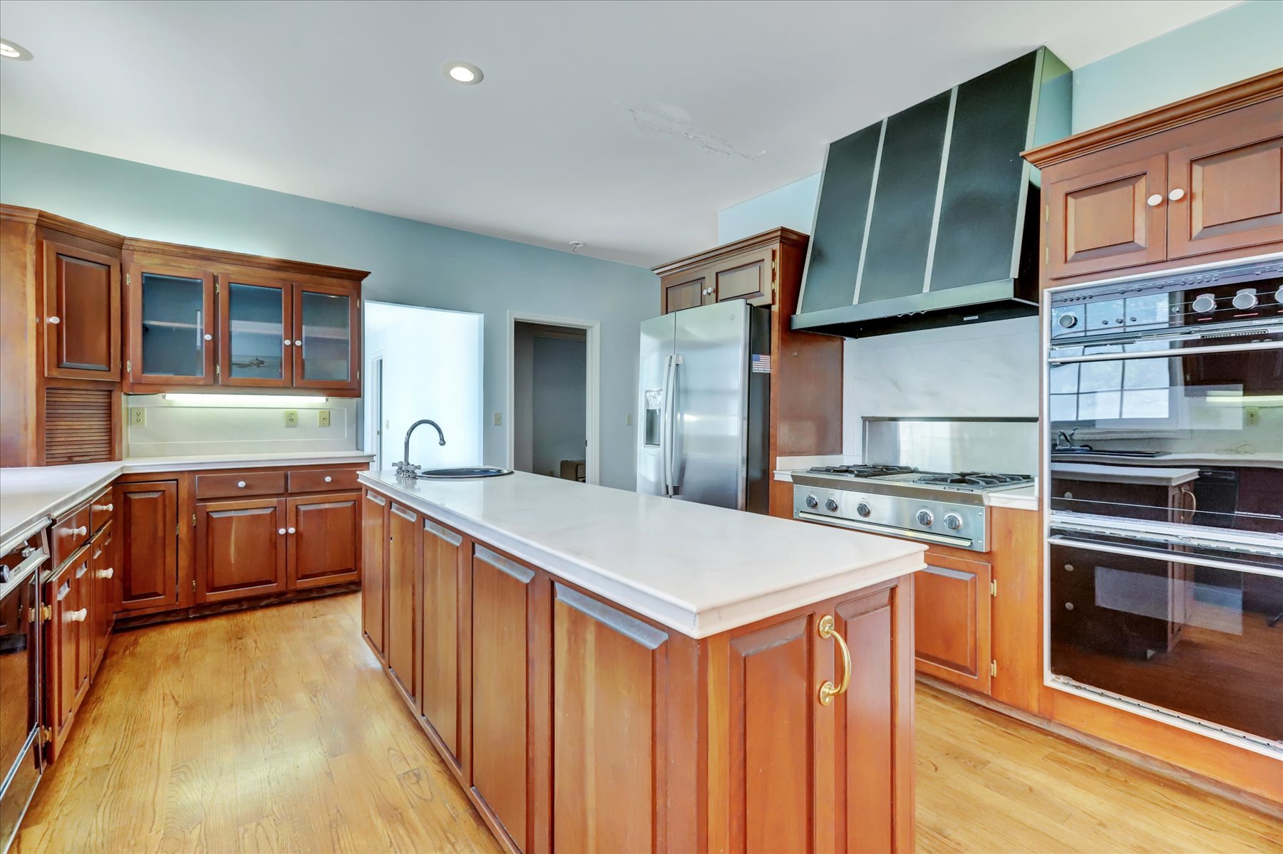 053-IMG_1231_2_3_4_5